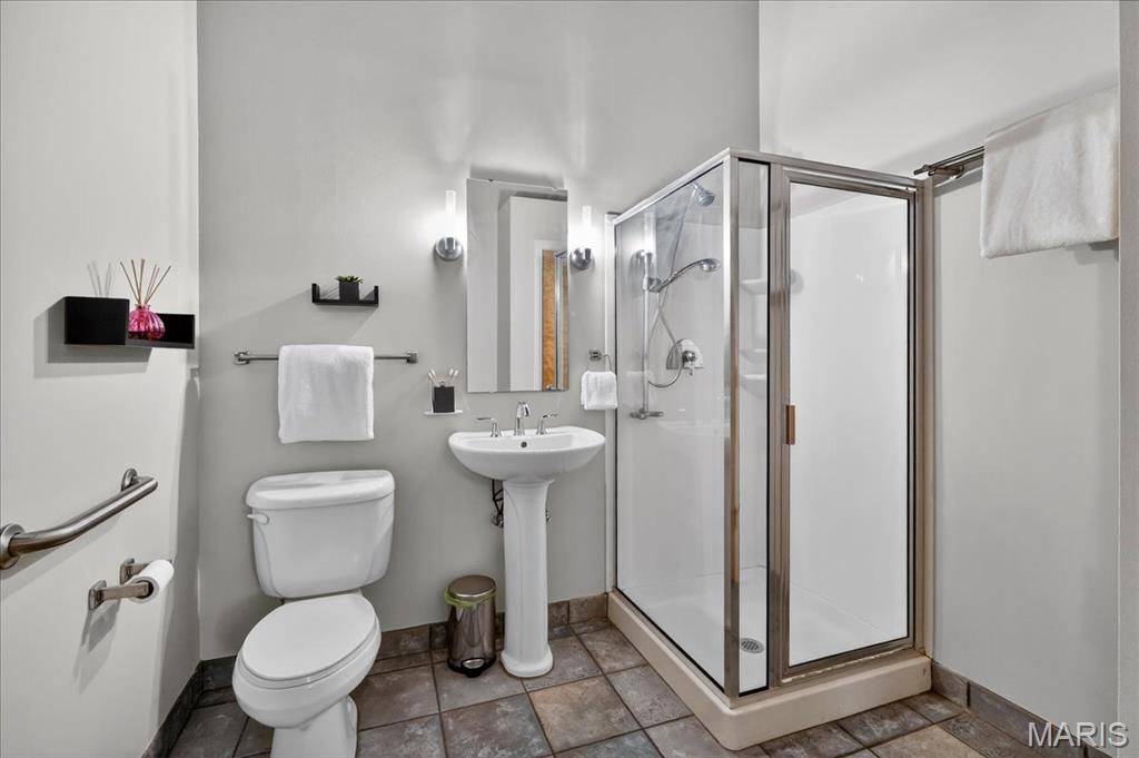 Elder Shirt Lofts Condos - Residential