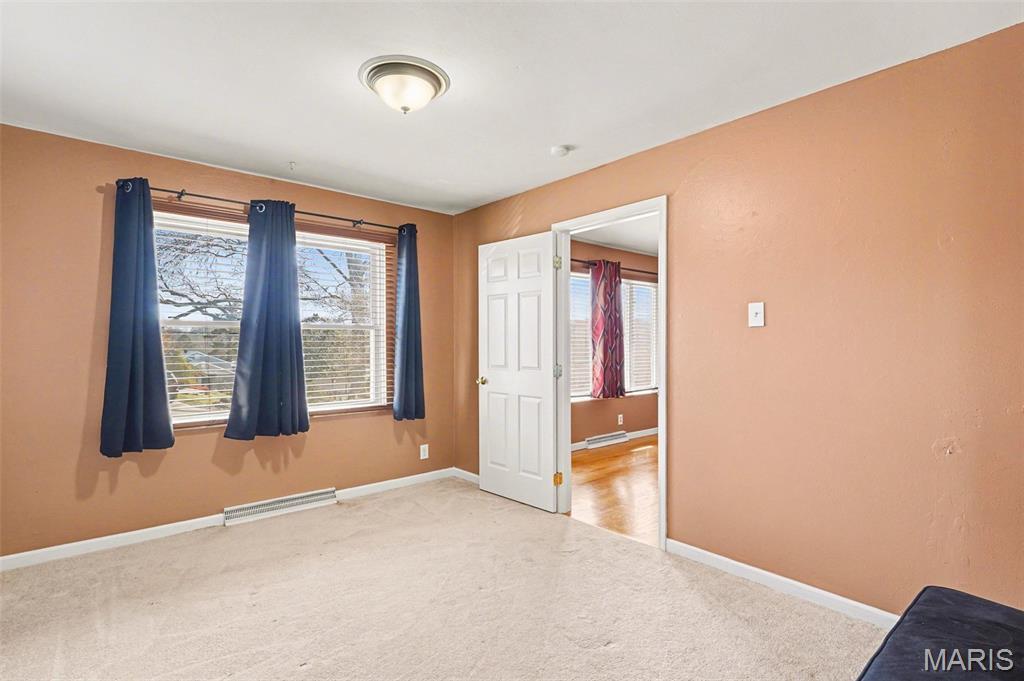 Crecelius Manor - Residential