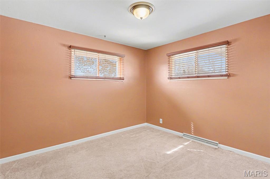 Crecelius Manor - Residential