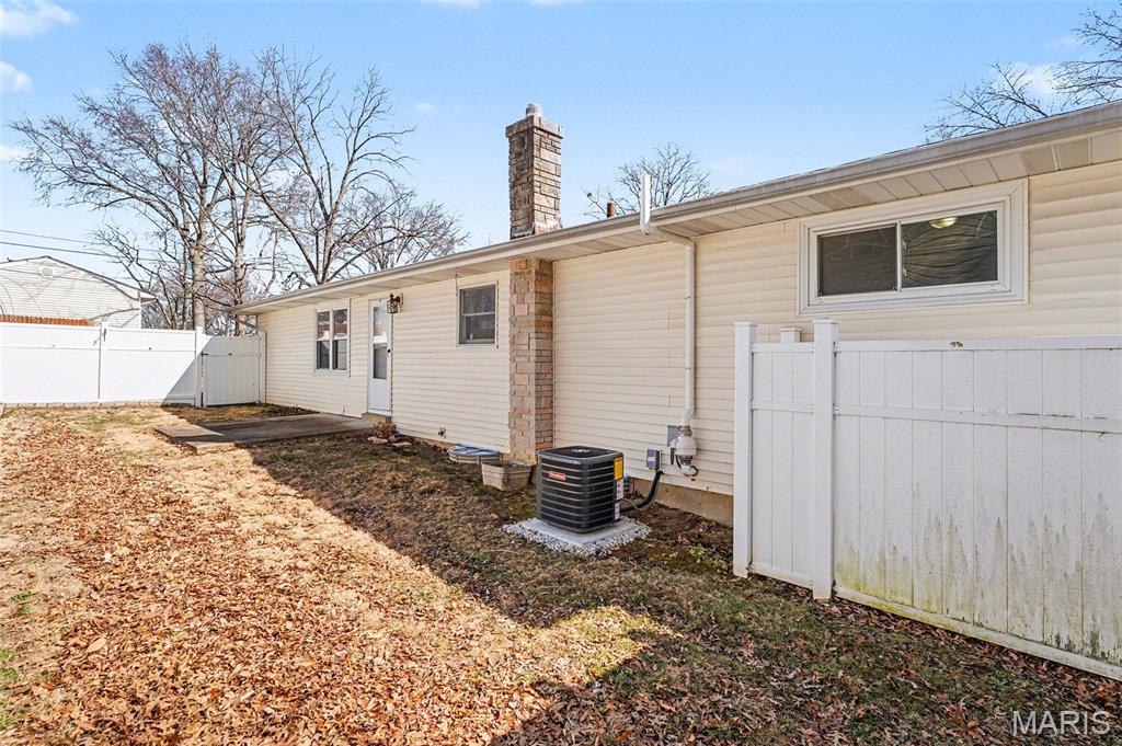 Crecelius Manor - Residential