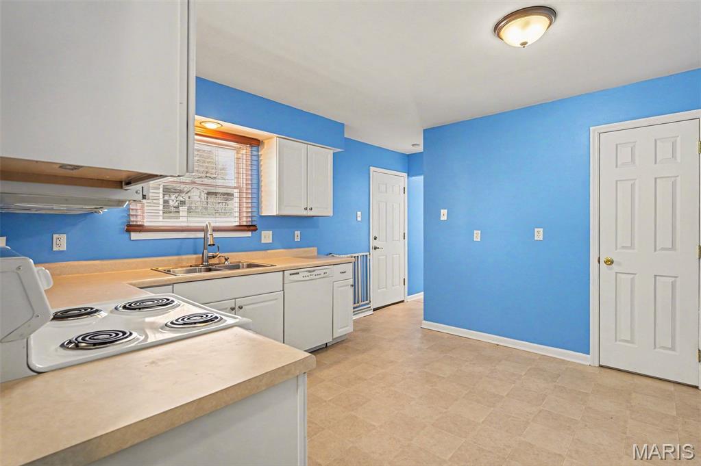 Crecelius Manor - Residential