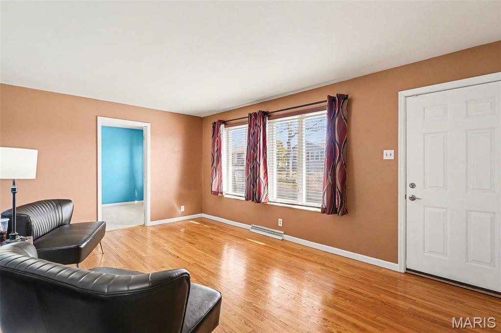 Crecelius Manor - Residential