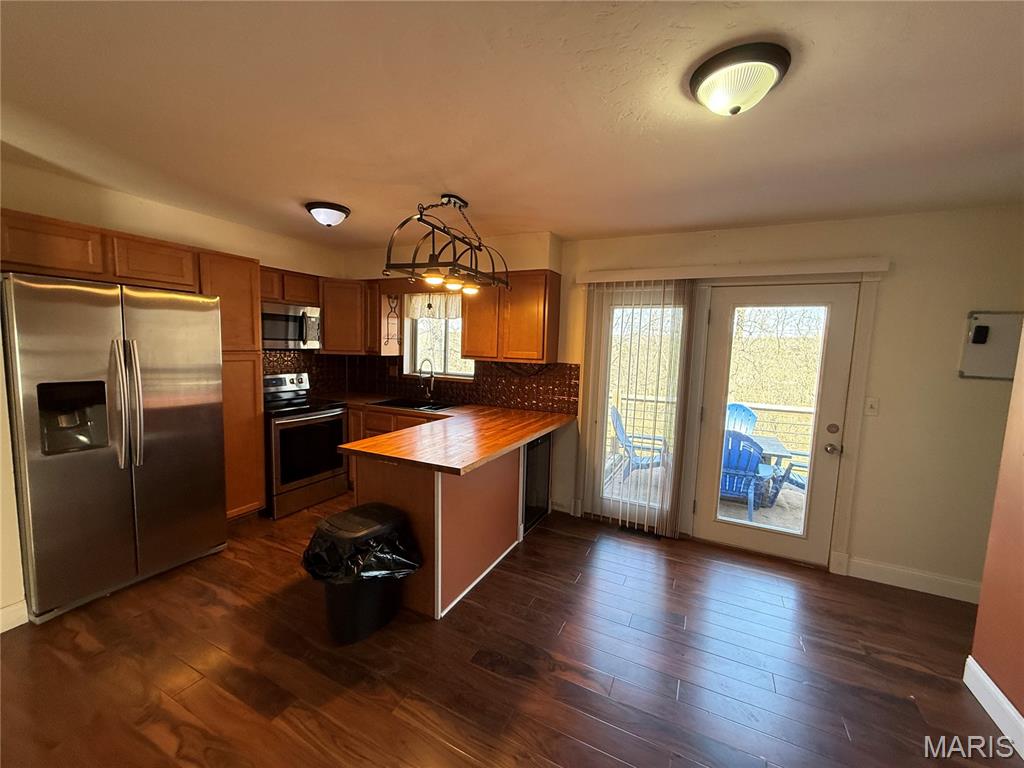 Weber Hill Manor 5 - Residential