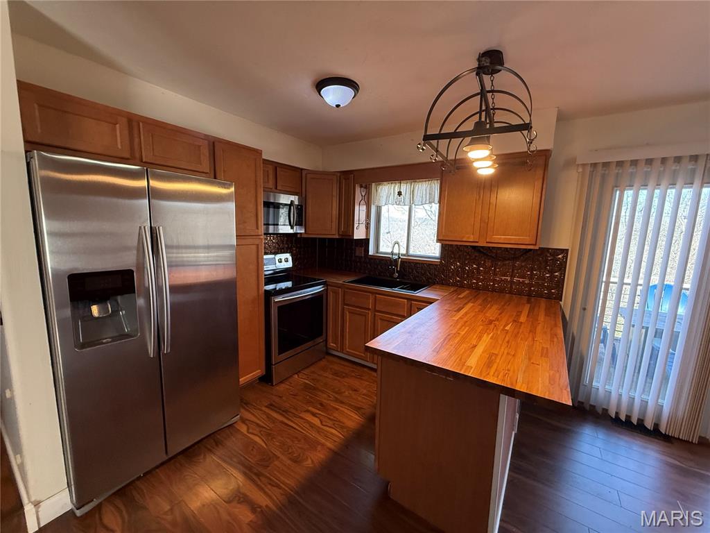 Weber Hill Manor 5 - Residential