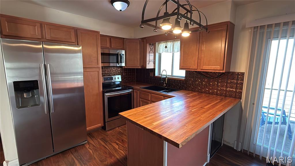 Weber Hill Manor 5 - Residential