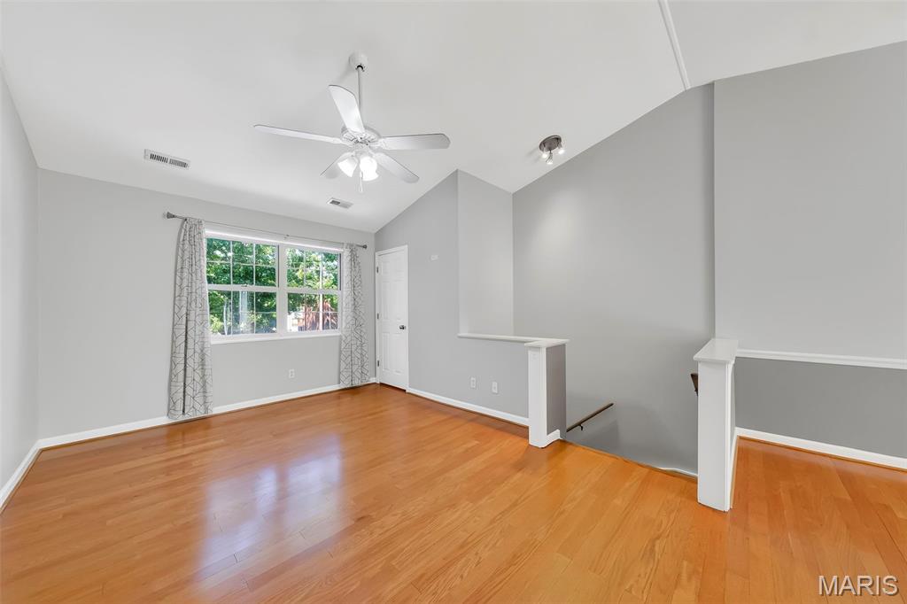 1418 Oriole Place