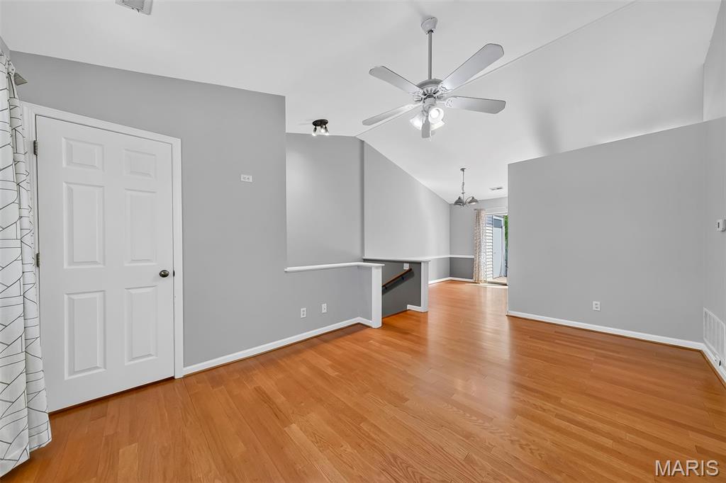 1418 Oriole Place