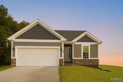 Photo of 172 Hank's Close #172 STB, Washington, MO 63090 (MLS # 26012273)