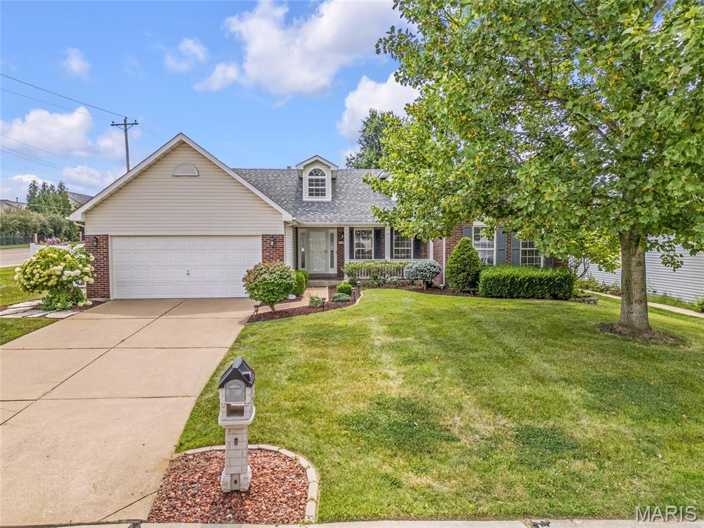 O'Fallon, Missouri 63366, United States, 3 Bedrooms Bedrooms, ,2 BathroomsBathrooms,Residential,Pending,189965