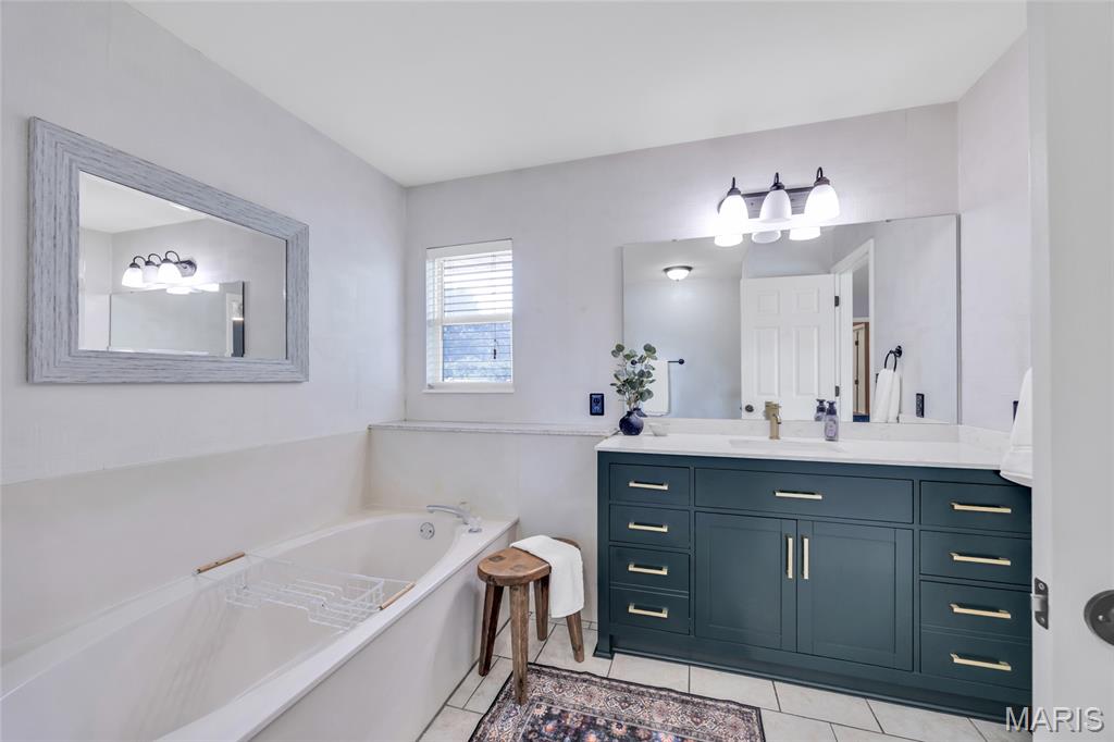 O'Fallon, Missouri 63366, United States, 3 Bedrooms Bedrooms, ,2 BathroomsBathrooms,Residential,Pending,189965