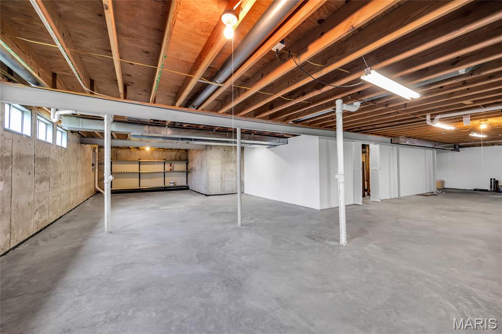 O'Fallon, Missouri 63366, United States, 3 Bedrooms Bedrooms, ,2 BathroomsBathrooms,Residential,Pending,189965