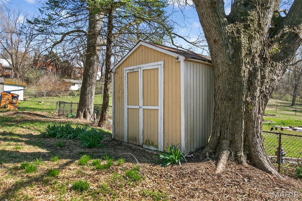 Tracts - Residential