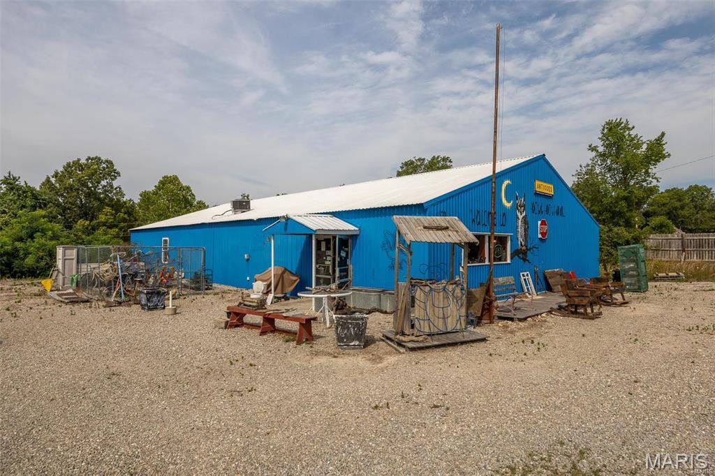 n/a - Commercial Sale