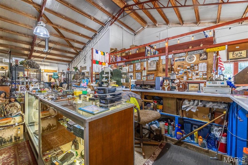 n/a - Commercial Sale