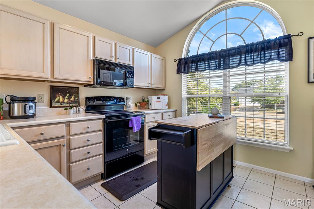 Carlton Manor - Residential