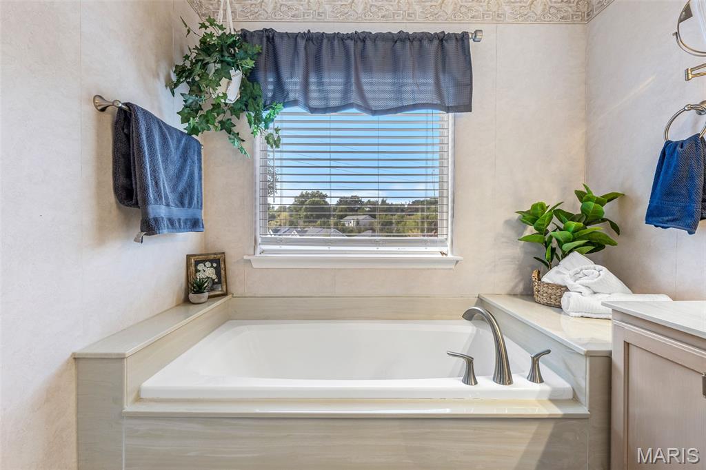 Carlton Manor - Residential