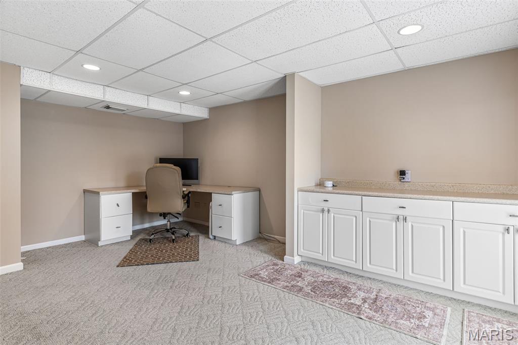 Carlton Manor - Residential