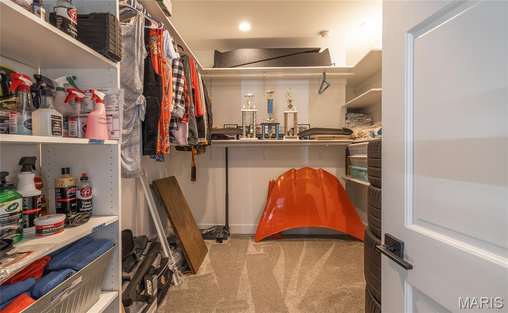 Topsider Sub Condo 2nd Add Un - Residential