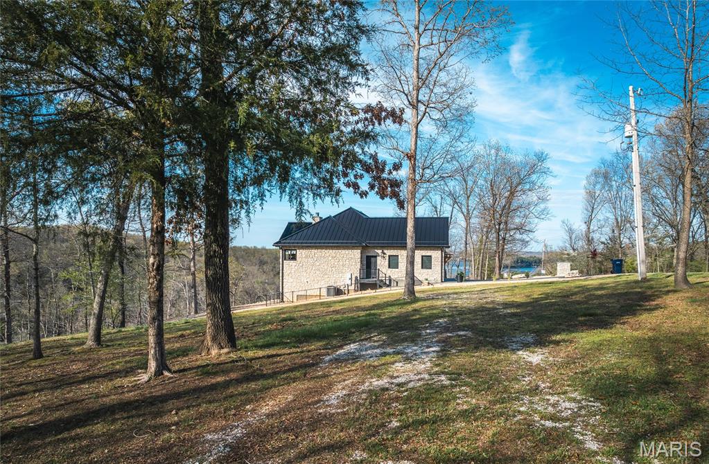 Topsider Sub Condo 2nd Add Un - Residential