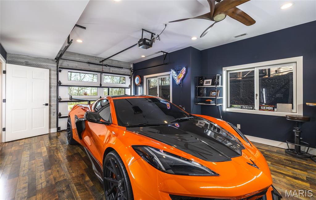 Topsider Sub Condo 2nd Add Un - Residential