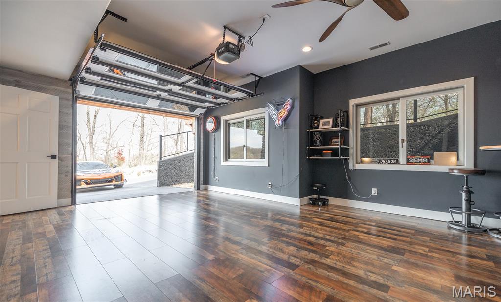 Topsider Sub Condo 2nd Add Un - Residential