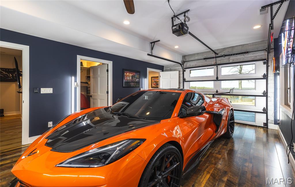 Topsider Sub Condo 2nd Add Un - Residential