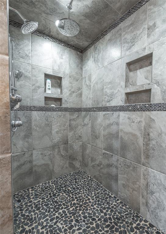 Topsider Sub Condo 2nd Add Un - Residential