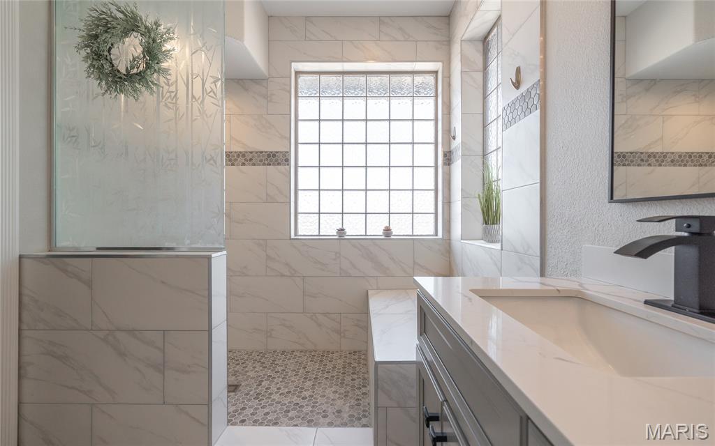 Topsider Sub Condo 2nd Add Un - Residential