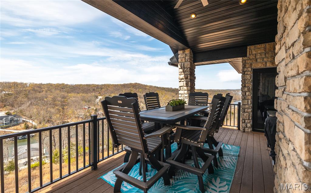 Topsider Sub Condo 2nd Add Un - Residential