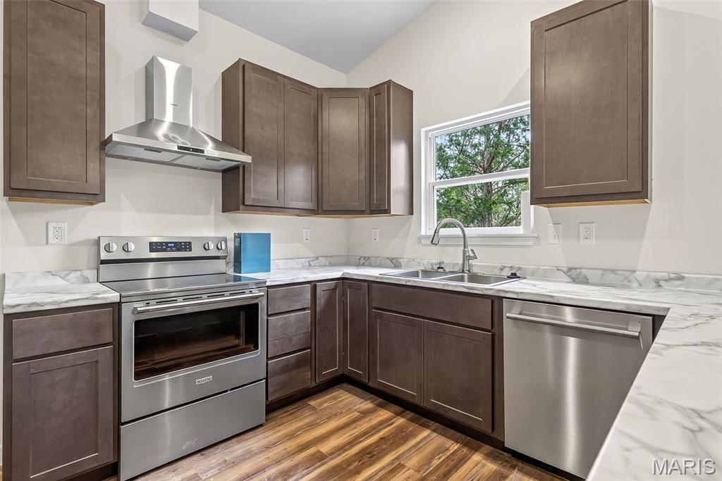 Briarwood Estates 04 - Residential