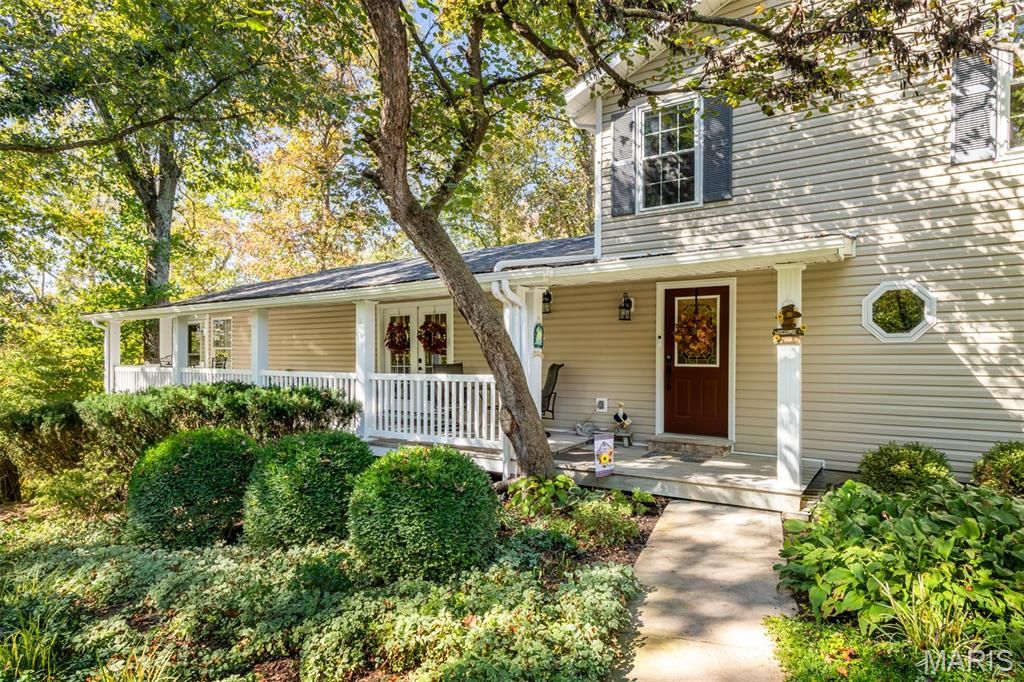 Photo of 51 Nordic Lane, Defiance, MO 63341 (MLS # 26023721)