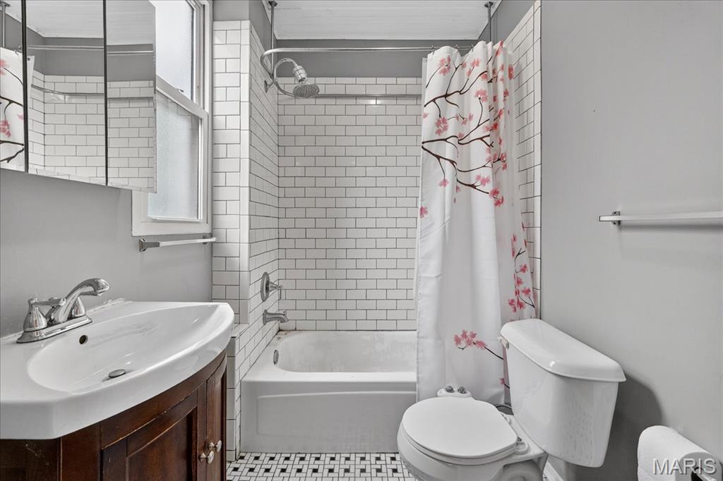 Laclede Sub Of West Maplewood - Residential