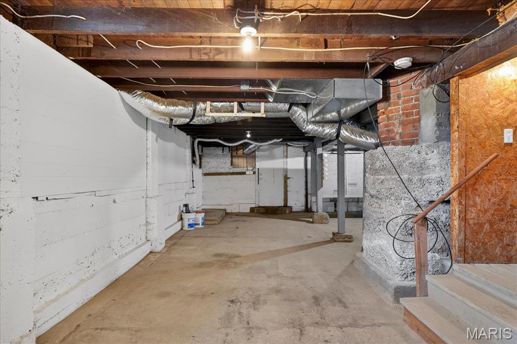 Laclede Sub Of West Maplewood - Residential