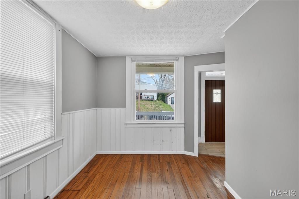 Photo of 7790 Folk Avenue, Maplewood, MO 63143 (MLS # 26019823)