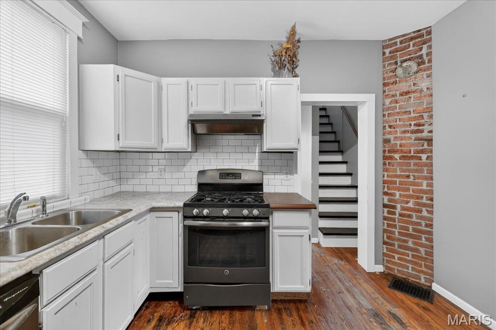 Laclede Sub Of West Maplewood - Residential