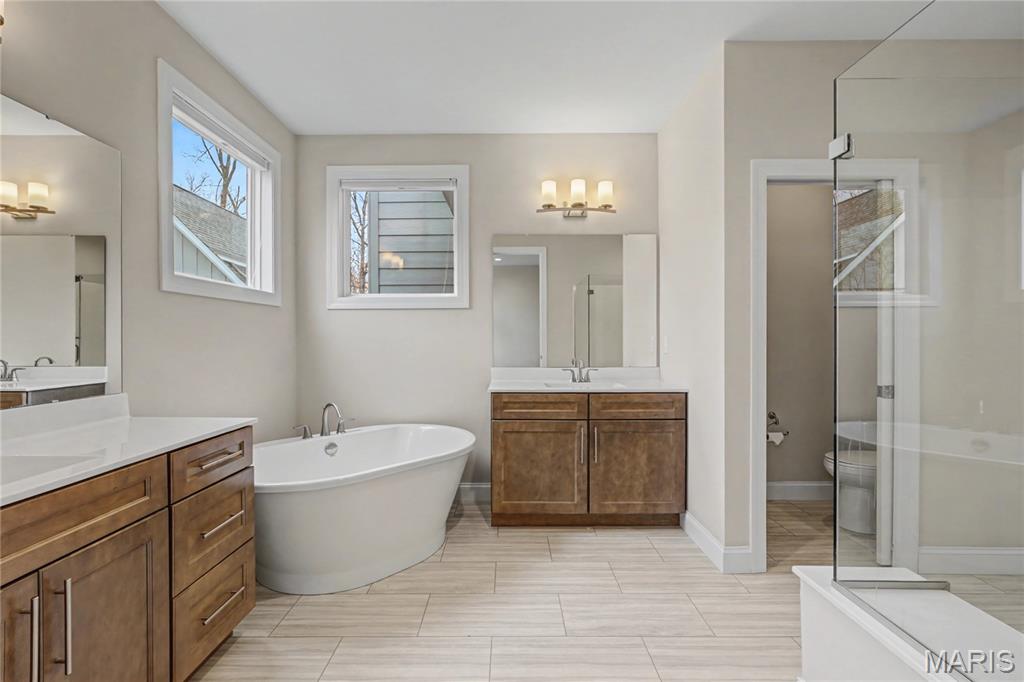 Hidden Vista Estate - Residential