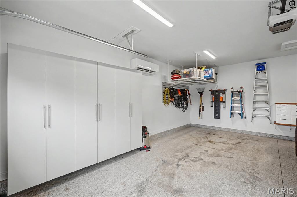 Hidden Vista Estate - Residential