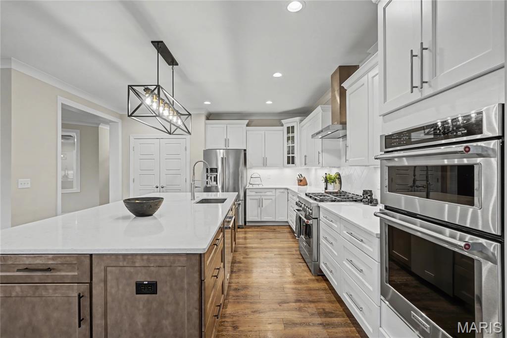 Hidden Vista Estate - Residential