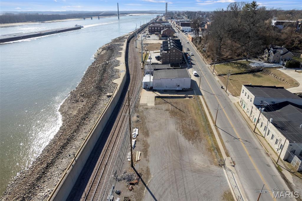 n/a - Commercial Sale