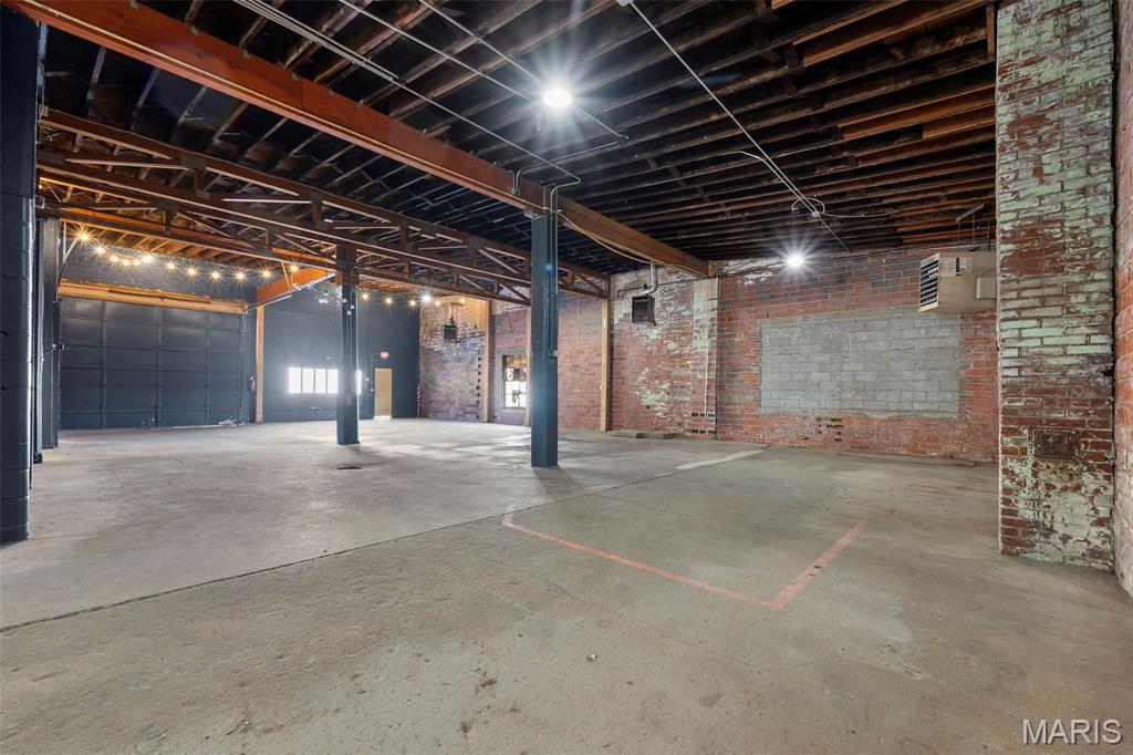 n/a - Commercial Sale