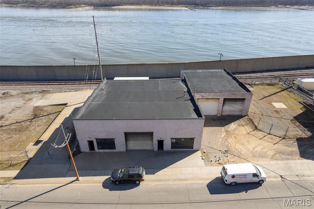 n/a - Commercial Sale