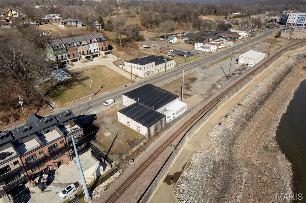 n/a - Commercial Sale