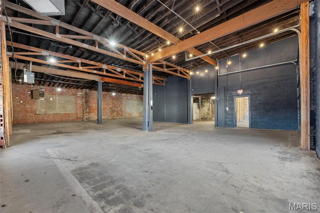 n/a - Commercial Sale