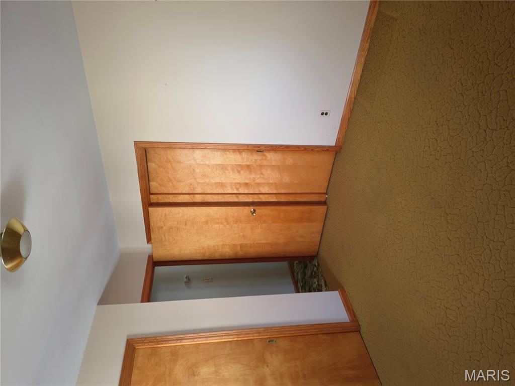 Elmwood Manor - Residential