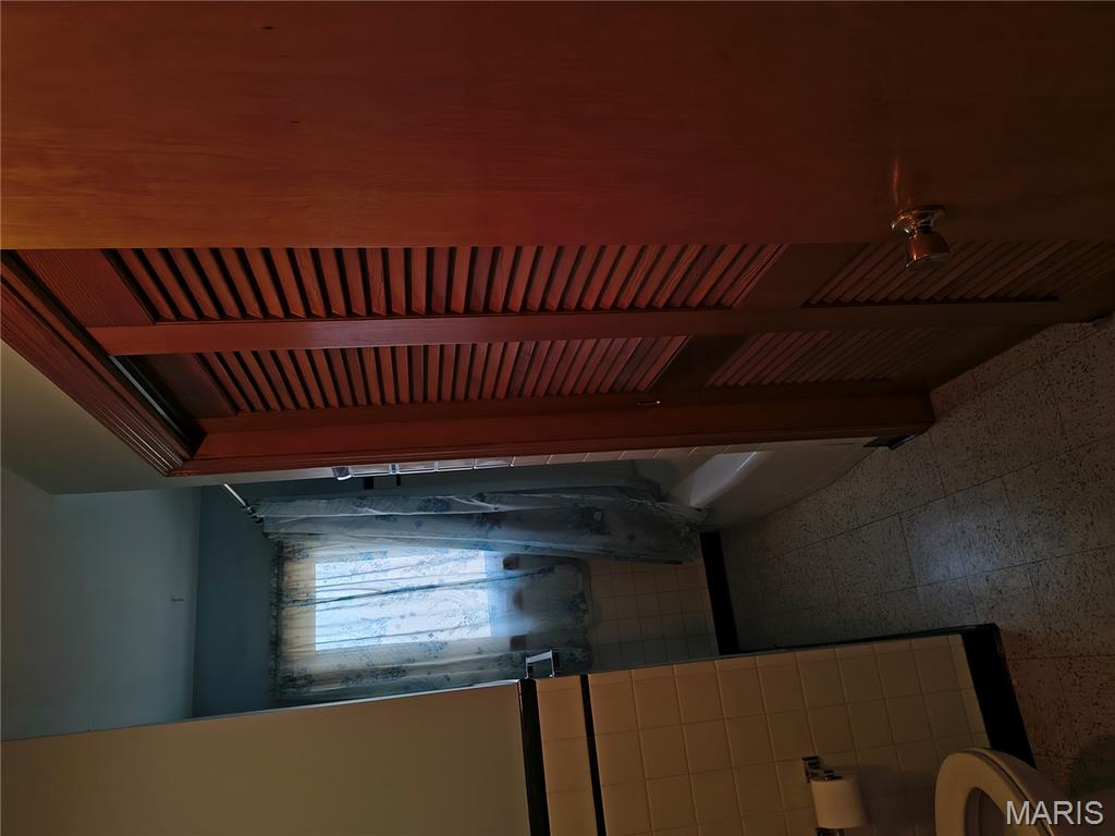 Elmwood Manor - Residential