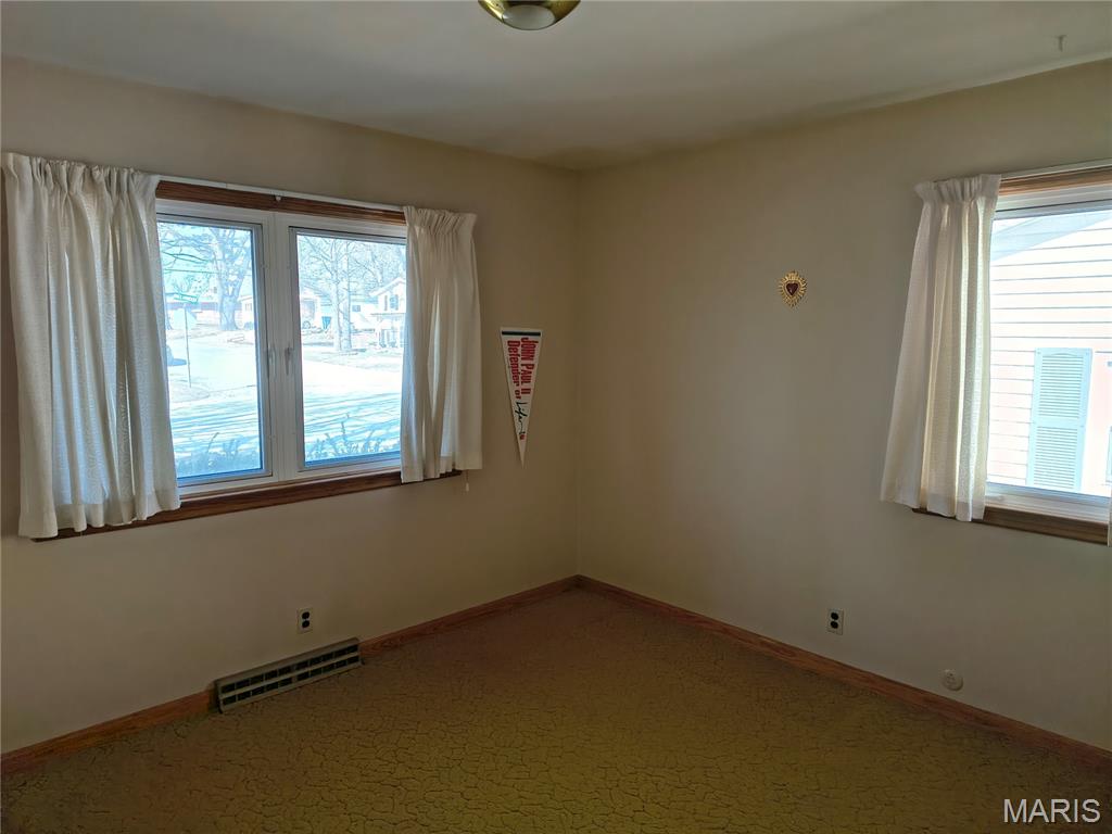 Elmwood Manor - Residential