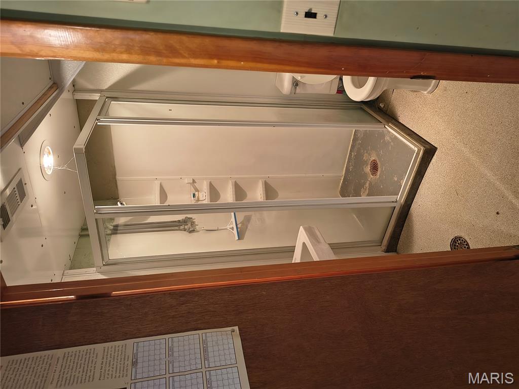 Elmwood Manor - Residential