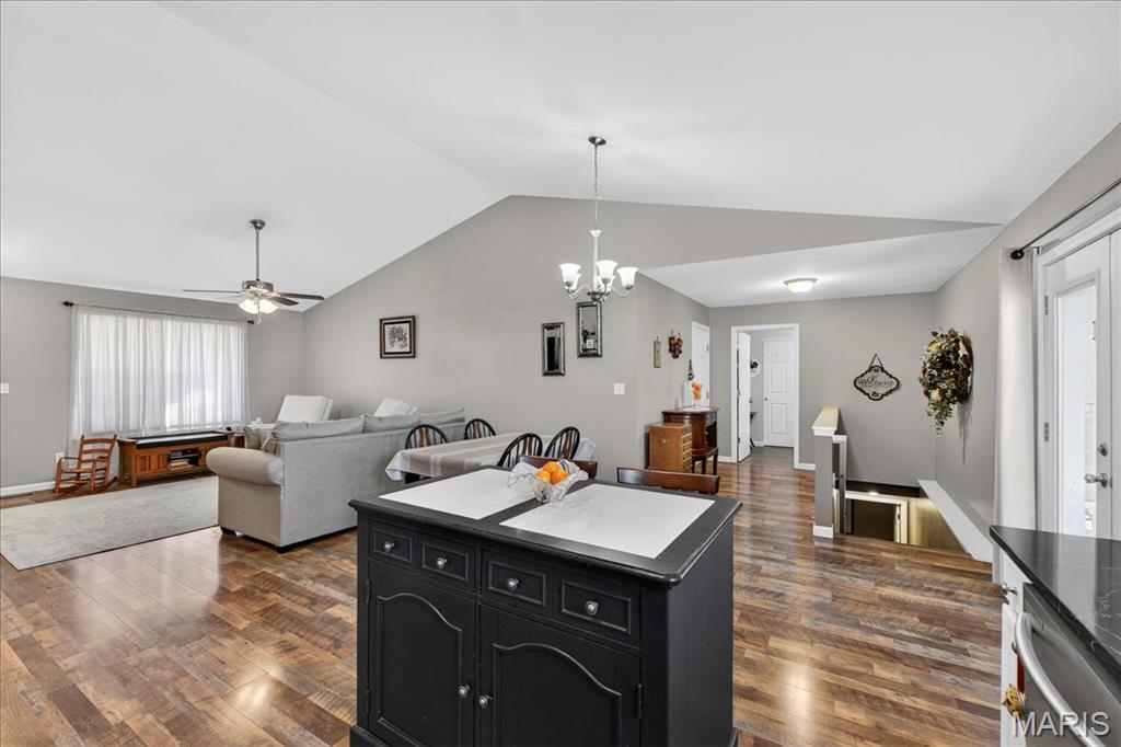 Stone Ridge Canyon #5 - Residential