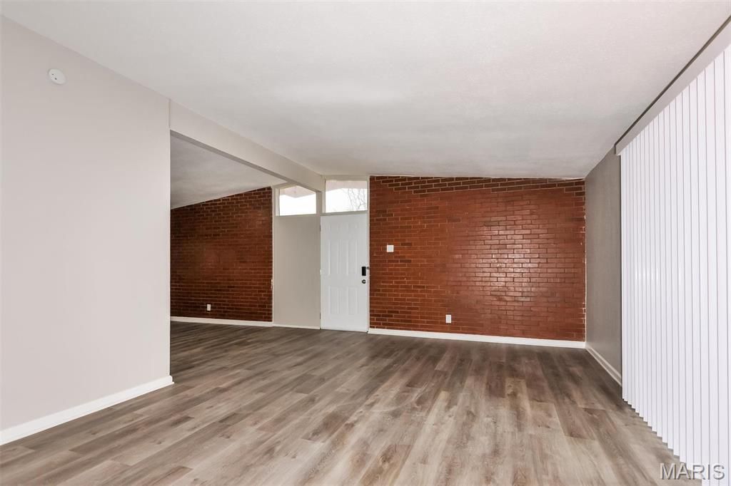 Photo of 6671 Bitteroot Lane, St Louis, MO 63134 (MLS # 25073661)