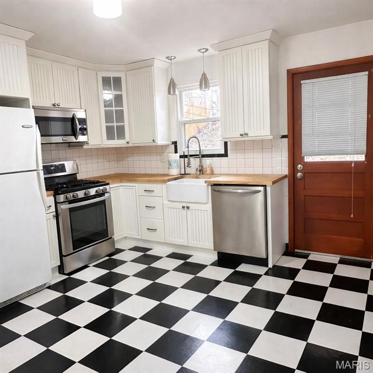 Clifton Heights Add - Residential Lease